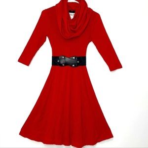 Versatile midi dress with detachable scarf and belt - Red